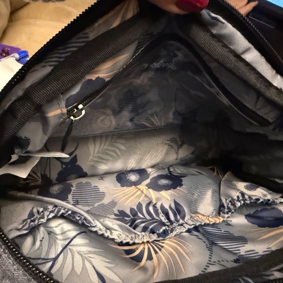 LUG Brushed Grey Scoop Handbag - Picture 7 of 7